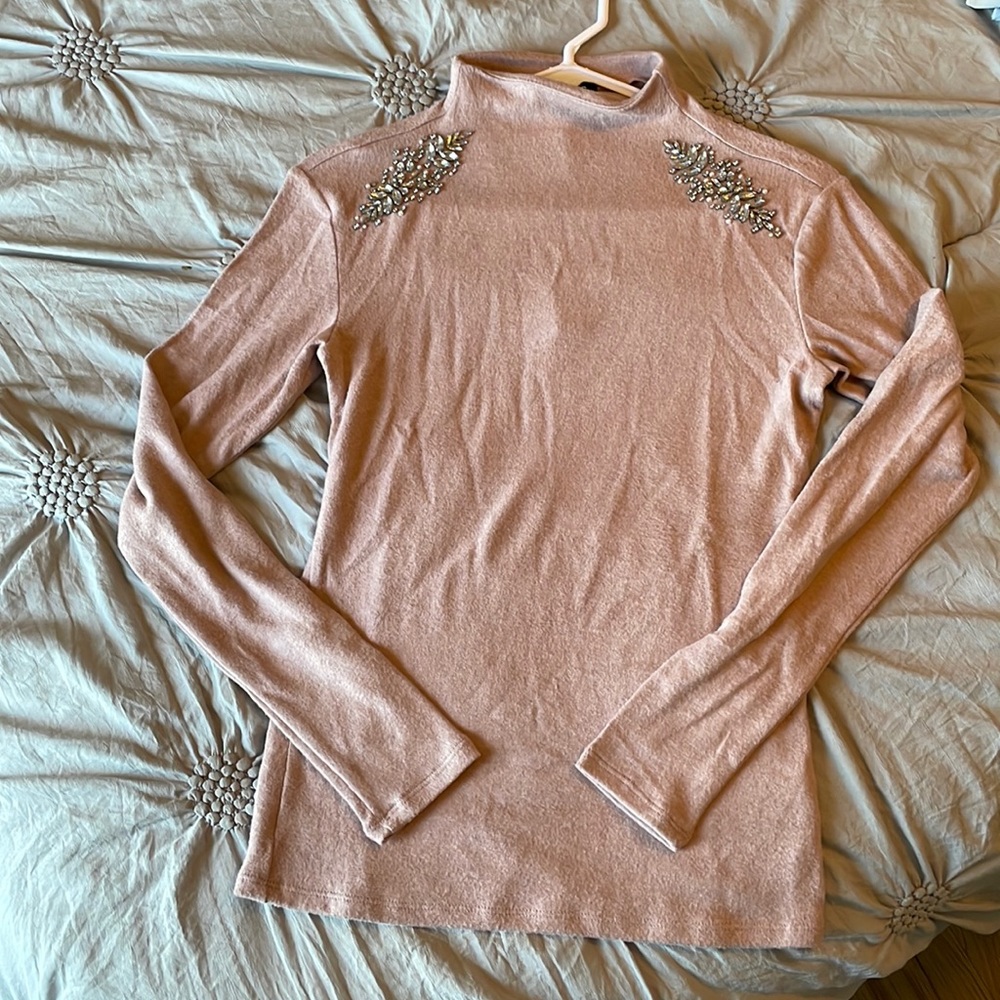 Express light pink mock neck NWT